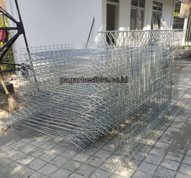 pagar brc gresik anti karat