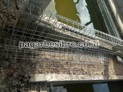 DISTRIBUTOR PAGAR BRC ALOR HARGA MURAH