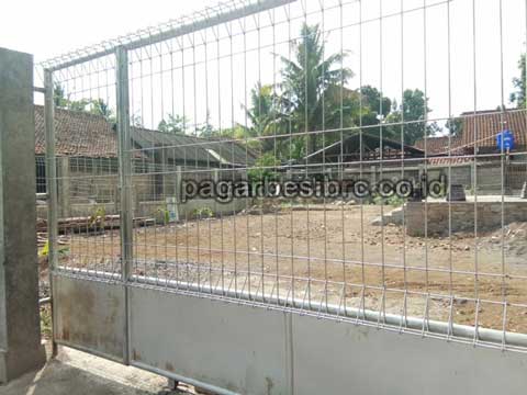 DISTRIBUTOR PAGAR BRC MALUKU TENGAH TERMURAH
