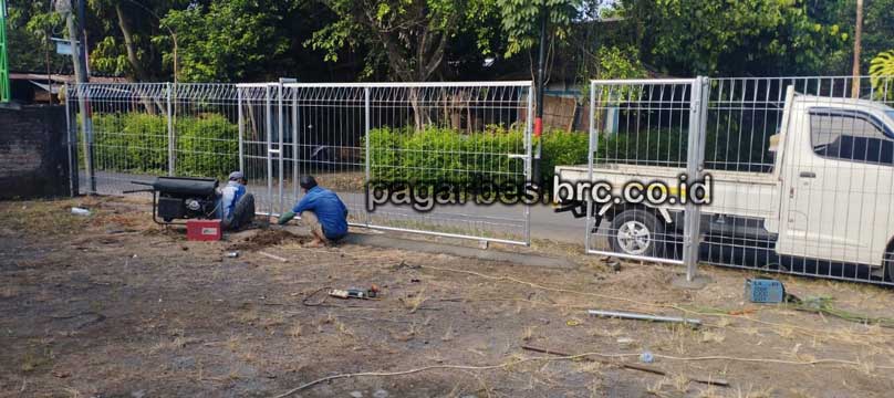 JASA PEMBUATAN PINTU PAGAR BRC SLIDING