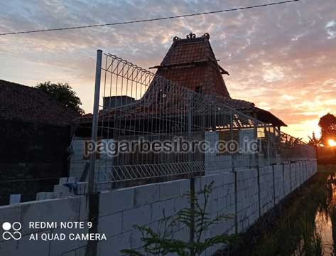JUAL PINTU PAGAR BRC LIPAT
