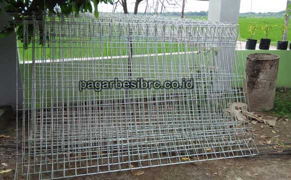PAGAR BRC GIANYAR