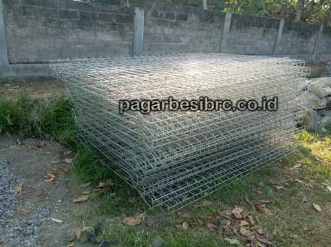 PAGAR BRC OGAN KOMERING ULU TIMUR EKONOMIS