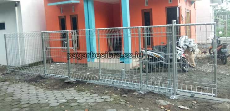 Pagar BRC Samosir