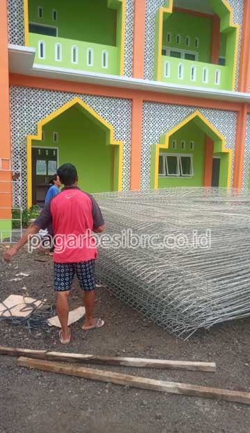 Pengiriman Pagar Besi BRC Godean Sleman